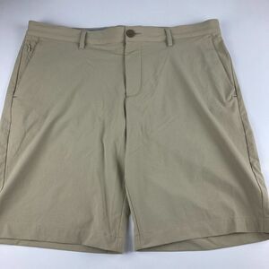 Tommy Bahama Chip Shot Mens 36 Khaki Performance Golf Shorts Stretch 10"